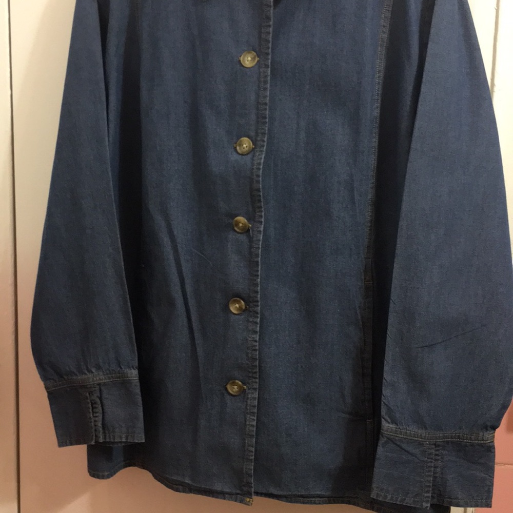 Light Weight Denim Jacket. - image 6